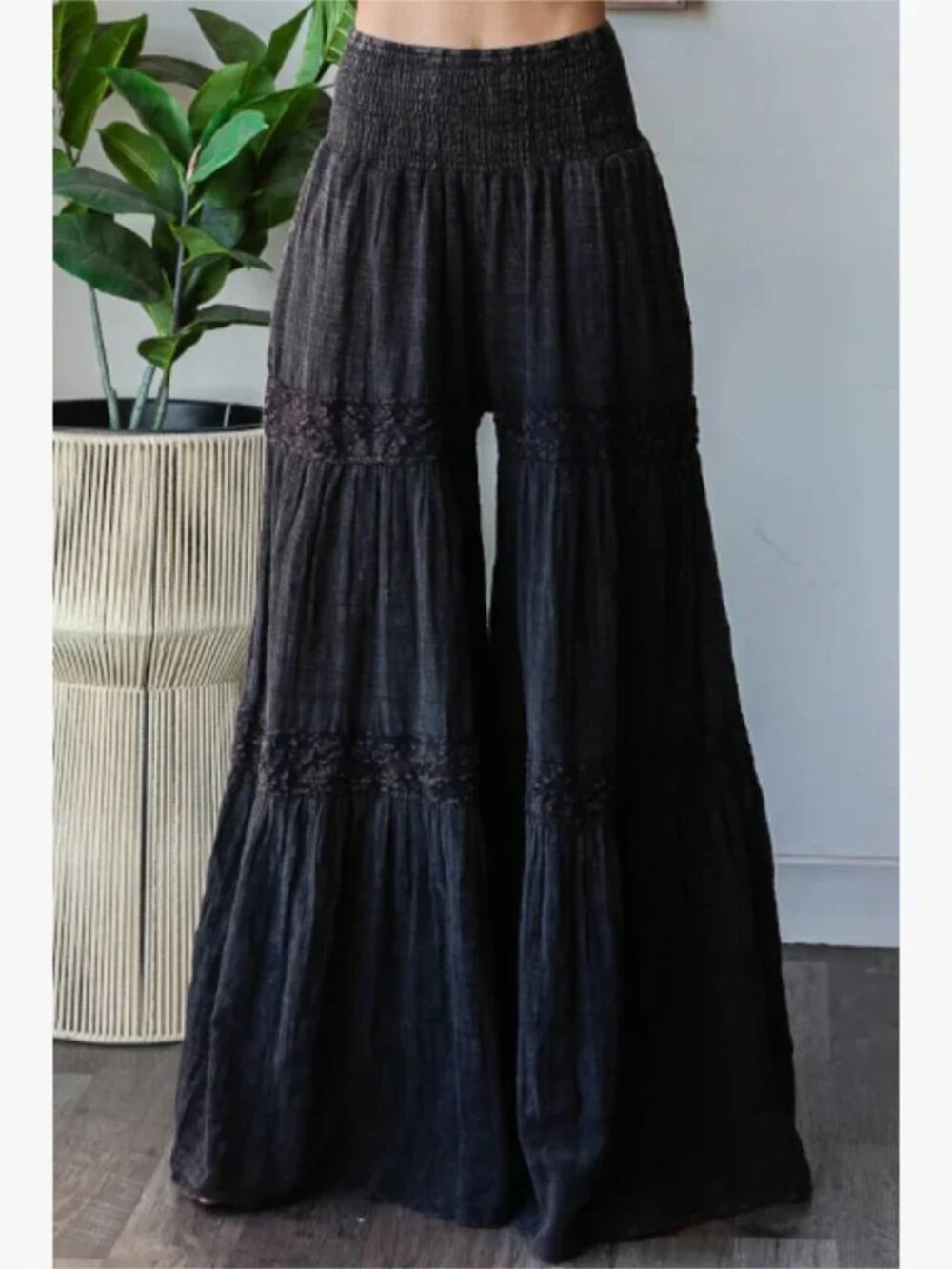 NWOT Oli & Hali Tiered Wide Leg Goth Lace Boho Smocked Pants - Picture 7 of 10